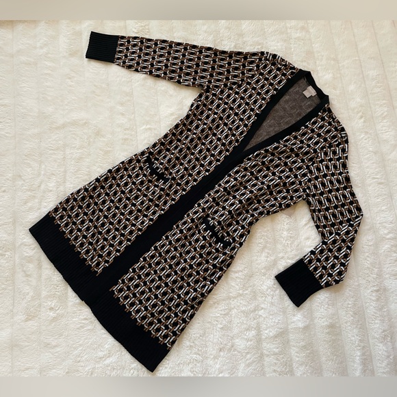 Chico's Tops - Chico’s. Sweater.